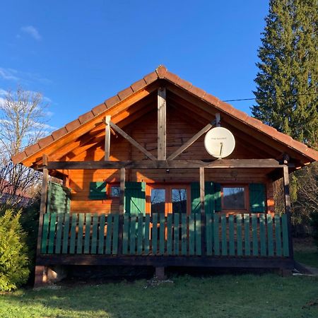 Camping-Chalets La Faviere Lac des Rouges Truites 外观 照片